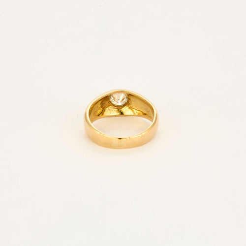 Bague 49 Chevalière jonc en or jaune 18 carats et diamant taille ancienne 58 Facettes