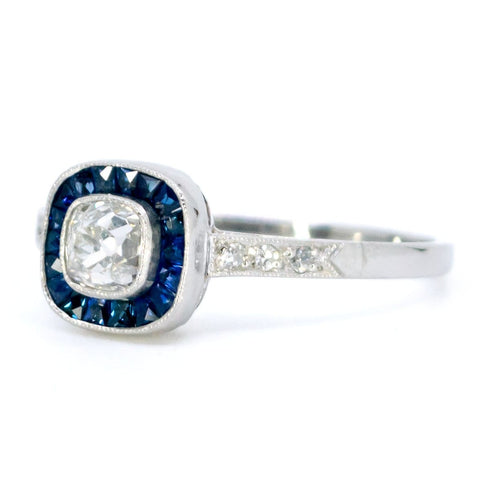 Bague 55 Bague en platine sertie de diamants et saphirs 58 Facettes 199DDC4C89774037BD5CF803F84E6415