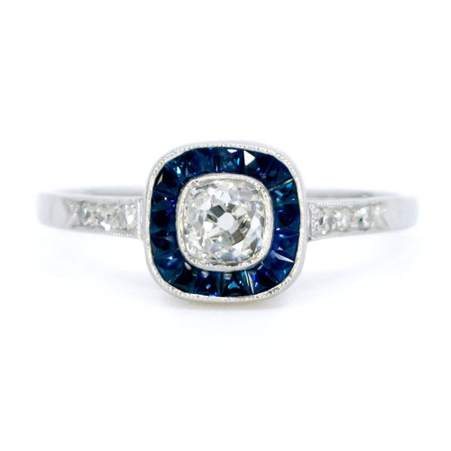 Bague 55 Bague en platine sertie de diamants et saphirs 58 Facettes 199DDC4C89774037BD5CF803F84E6415