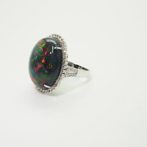 Bague 54 Bague opale et diamants en or jaune 18 carats 58 Facettes 4803