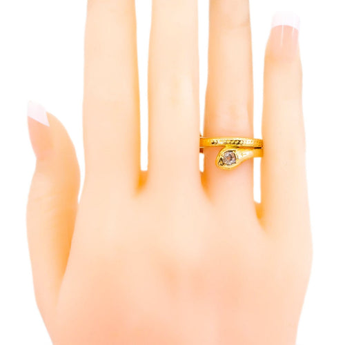 Bague 61 Bague serpent en or 18 ct avec diamant taille coussin 58 Facettes 8453BA8C7C514FD8B8F01E953833235F