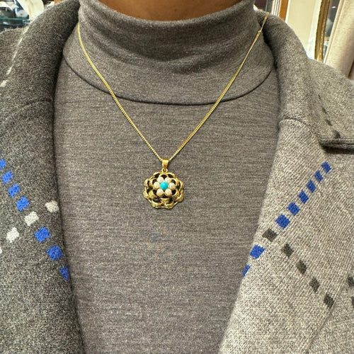 Pendentif Pendentif grappe de perles et turquoises en or 14 k 58 Facettes 1502B0152FA548E68FB652ABA5C1F8C3