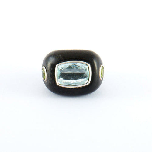 Bague 53.5 Bague signée Elena Cantacuzène Ebène aigue-marine Péridots 58 Facettes KZ13
