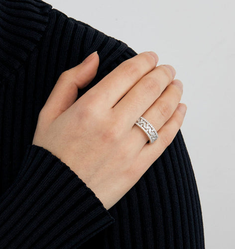 Bague 59 Bague bandeau en or gris et diamants. 58 Facettes DV2969-1
