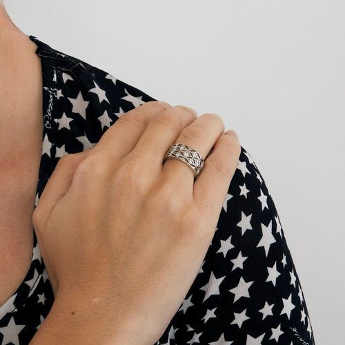 Bague 49 DE BEERS - Bague Radiance en or gris et diamants 58 Facettes DV2731-3