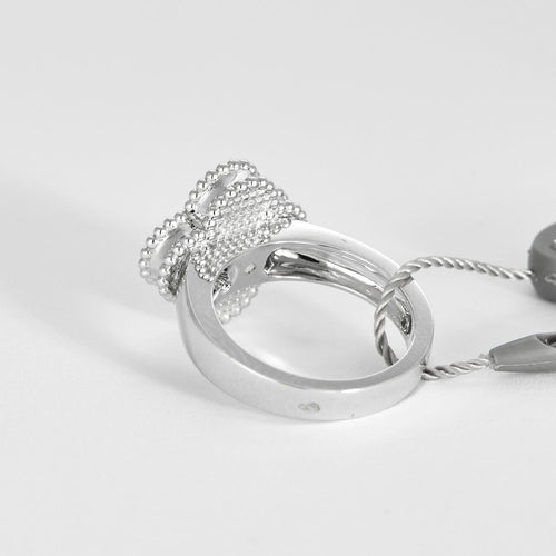 Bague 50 VAN CLEEF & ARPELS - Alhambra - Bague or blanc guilloché 58 Facettes DV0830-4-50-2