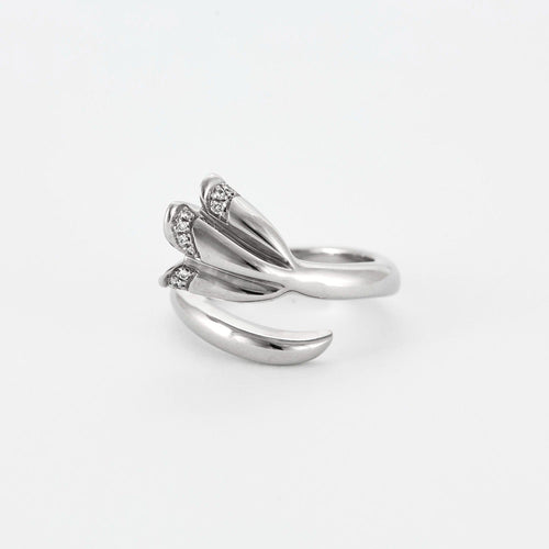 Bague 53 PIAGET - Bague "clochette" en or blanc, platine et diamants 58 Facettes DV0805-1-53-2