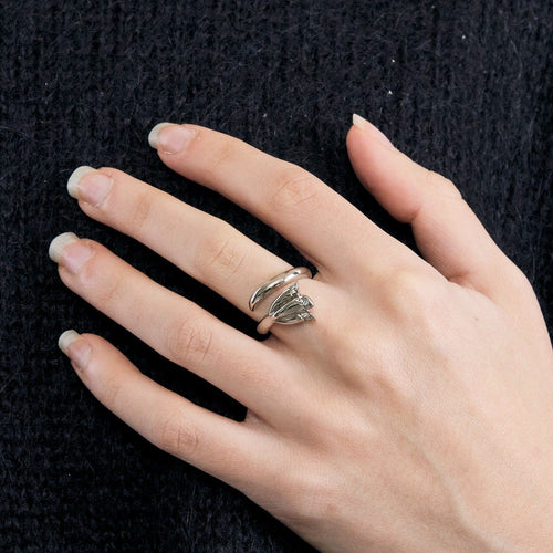 Bague 53 PIAGET - Bague "clochette" en or blanc, platine et diamants 58 Facettes DV0805-1-53-2