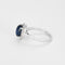 Bague 54.5 Bague or blanc, saphir cabochon et pavage de diamants 58 Facettes DV0125-8-545-2