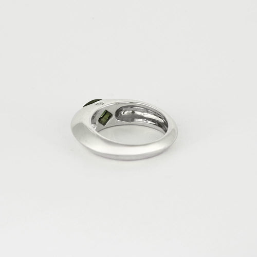 53 PIAGET - Biseau - Bague or blanc et saphir vert et diamant 58 Facettes DV0879-2-53-2