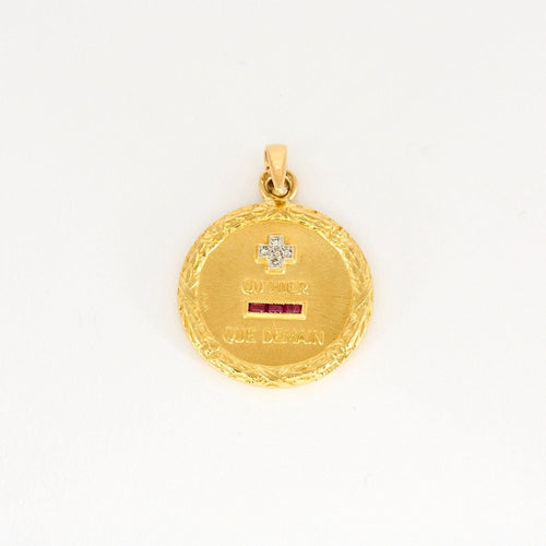 Pendentif AUGIS - Médaille d'Amour or jaune, diamants et rubis synthétiques 58 Facettes DV0853-10