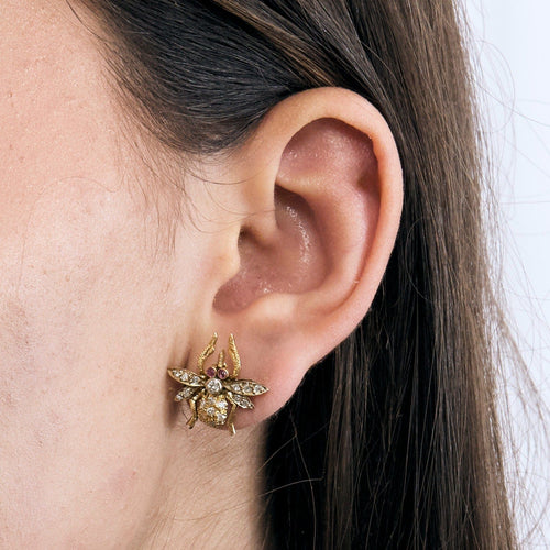 Boucles d'oreilles Boucles d'oreilles abeille, or jaune, rubis et diamants 58 Facettes DV10645-16