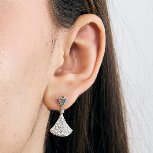 Boucles d'oreilles BULGARI -   DIVAS’ DREAM - Boucles d'oreilles en or gris et diamants 58 Facettes DV12218-1