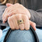 57 Anneau en or jaune et grenat 58 Facettes DV0960-9-57-3