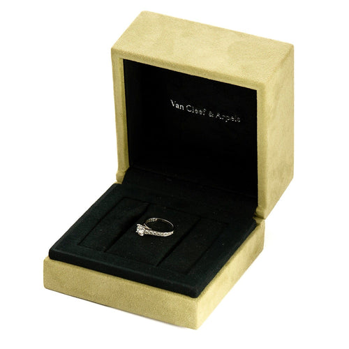 Bague 47 VAN CLEEF & ARPELS - Romance - Solitaire en platine et diamant brillant 58 Facettes DV0935-1-47-2
