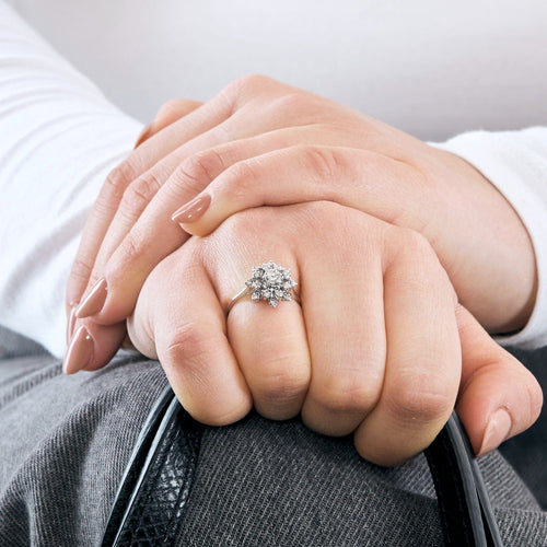 Bague 50 Bague en or blanc et diamants 58 Facettes DV4154-7-50-2