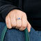 Bague en or gris saphir et diamants