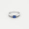 Bague en or gris saphir et diamants