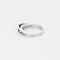 Bague en or gris saphir et diamants