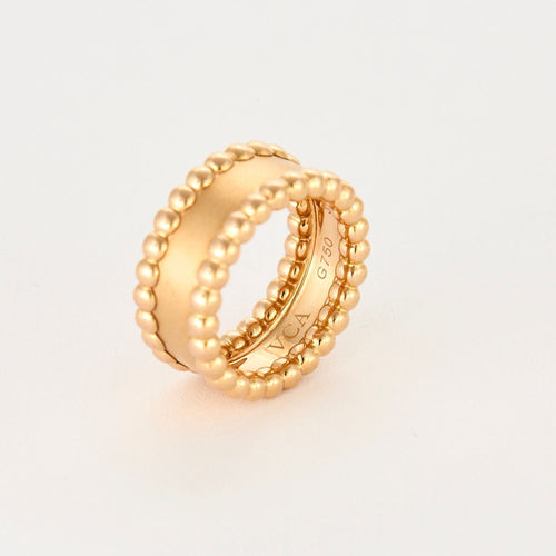 Bague 52 Van Cleef & Arpels Bague perlé en or rose satiné. 58 Facettes DV3419-5-52-1