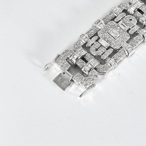 Bracelet Magnifique bracelet articulé de style art déco en or gris et diamants 58 Facettes DV4479-14