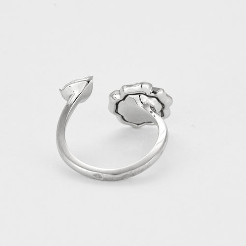 Bague 50 CHANEL - Camélia Précieux - Bague en or gris et diamants 58 Facettes DV13600-1