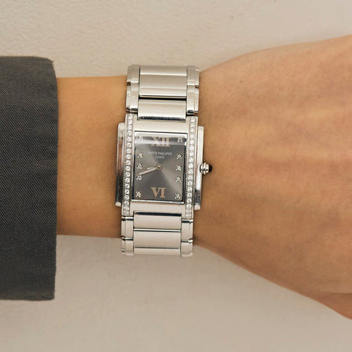 Montre PATEK PHILIPPE - Twenty~4 - Montre de Dame acier et diamants 58 Facettes DV0994-4
