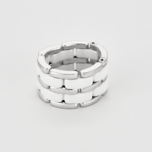 Bague 53 Chanel- Ultra - Grand modèle -  Bague en or blanc et céramique 58 Facettes DV6353-2