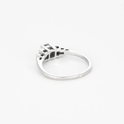 Bague 53 Mauboussin -Un Automne 1930 n°5 - Bague Solitaire en or blanc et diamants 58 Facettes DV18465-1-53-2