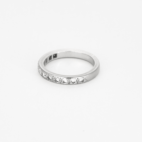 Bague 52,5 Alliance semi-pavé en or blanc et diamants 58 Facettes DV18242-1-525-6