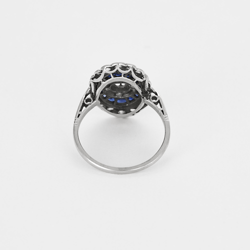 Bague 51.5 Bague en or gris , diamants , saphirs de synthèse 58 Facettes DV18878-1