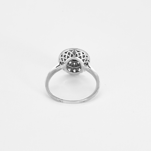 Bague 60 Bague en or blanc et roses diamantées 58 Facettes DV18874-1
