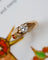 Bague 60 Bague solitaire jonc en or jaune et diamant coussin 0,90 ct 58 Facettes A11248