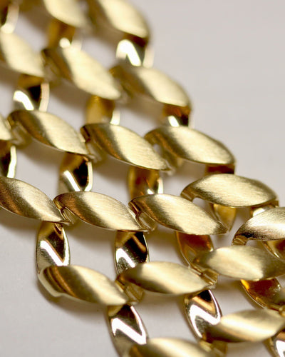Collier Collier - Collier large à grandes mailles en or jaune 18k 58 Facettes A11496