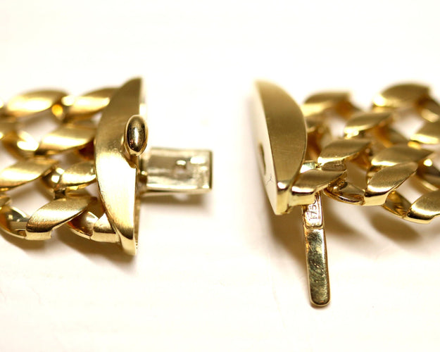 Collier Collier - Collier large à grandes mailles en or jaune 18k 58 Facettes A11496