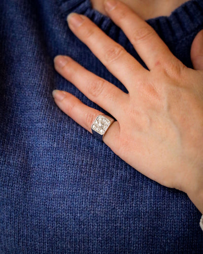 Bague 45.5 Bague chevalière en or blanc 750 et diamants 58 Facettes A11804