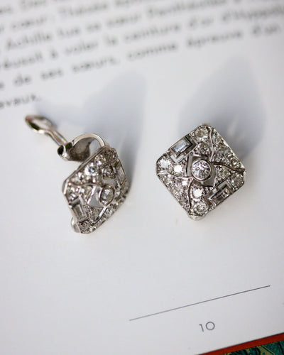 Boucles d'oreilles Boucles d'oreilles Art déco en or blanc et platine et diamants 58 Facettes .