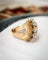Bague 54 Bague 1950 taille coussin en or jaune, platine et diamants 58 Facettes A11872