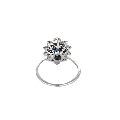 Bague 55 Bague Marguerite en platine (950 Millièmes) et or gris 18K (750 Millièmes) centrée d’un saphir ovale et entouré de diamants 58 Facettes DV4109-3