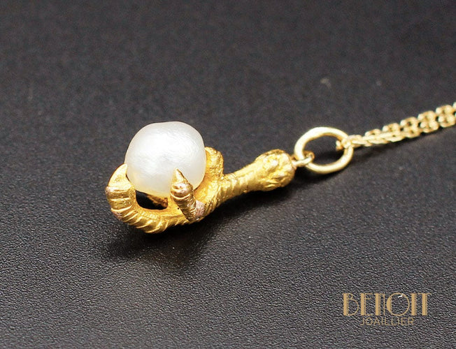 Pendentif Les Recyclés - Pendentif serre en or jaune et perle fine 58 Facettes A7831