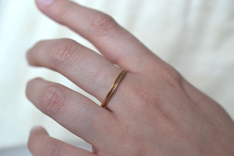 Bague 63 Bague 3 anneaux en or jaune, rose et blanc 18 carats 58 Facettes Ref3362