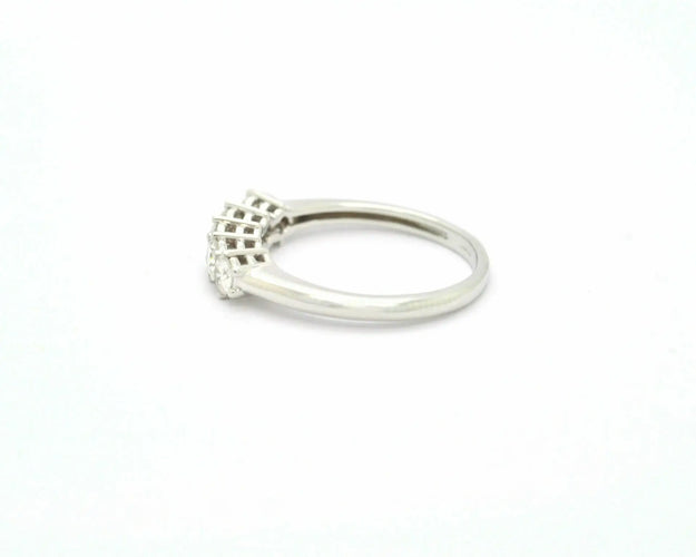 Bague Bague rivière en or blanc 18 carats et diamants 0,51 ct 58 Facettes 9951