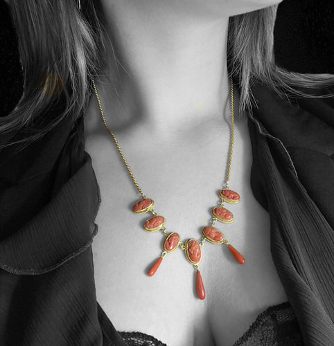 Collier Collier en or jaune orné de camées, inspiré de la Rome antique 58 Facettes