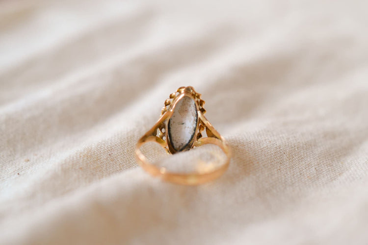 Bague 51.5 Bague Marquise figure sainte émaillée en or jaune 18 carats 58 Facettes Ref3073