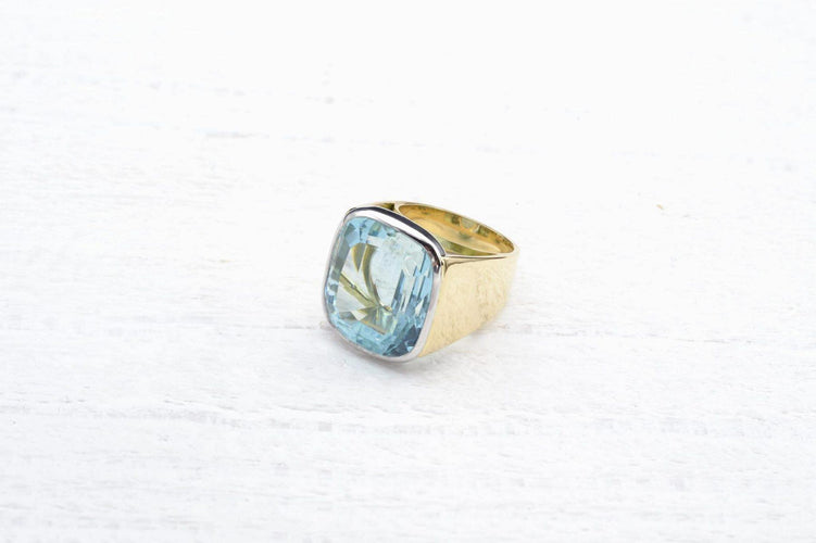 Bague 53 Bague chevalière en or jaune 18k et platine avec aigue-marine 58 Facettes 23765 / 23769