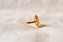 Bague 59 Bague camée striée en or jaune 18 carats et camée coquillage 58 Facettes Ref3116