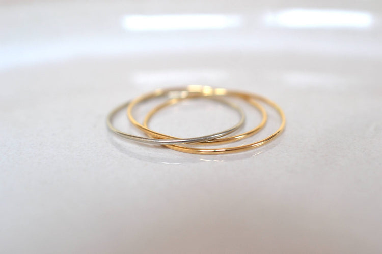 Bague 63 Bague 3 anneaux en or jaune, rose et blanc 18 carats 58 Facettes Ref3362