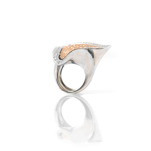 Bague 55 Bague fleur pavée de diamants en or blanc et or rose 750 58 Facettes