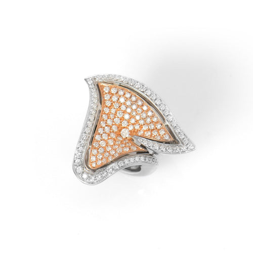 Bague 55 Bague fleur pavée de diamants en or blanc et or rose 750 58 Facettes