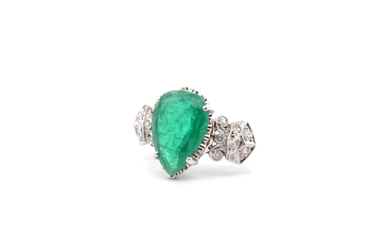Bague 51 Bague vintage en platine avec émeraude poire et diamants 58 Facettes 26128
